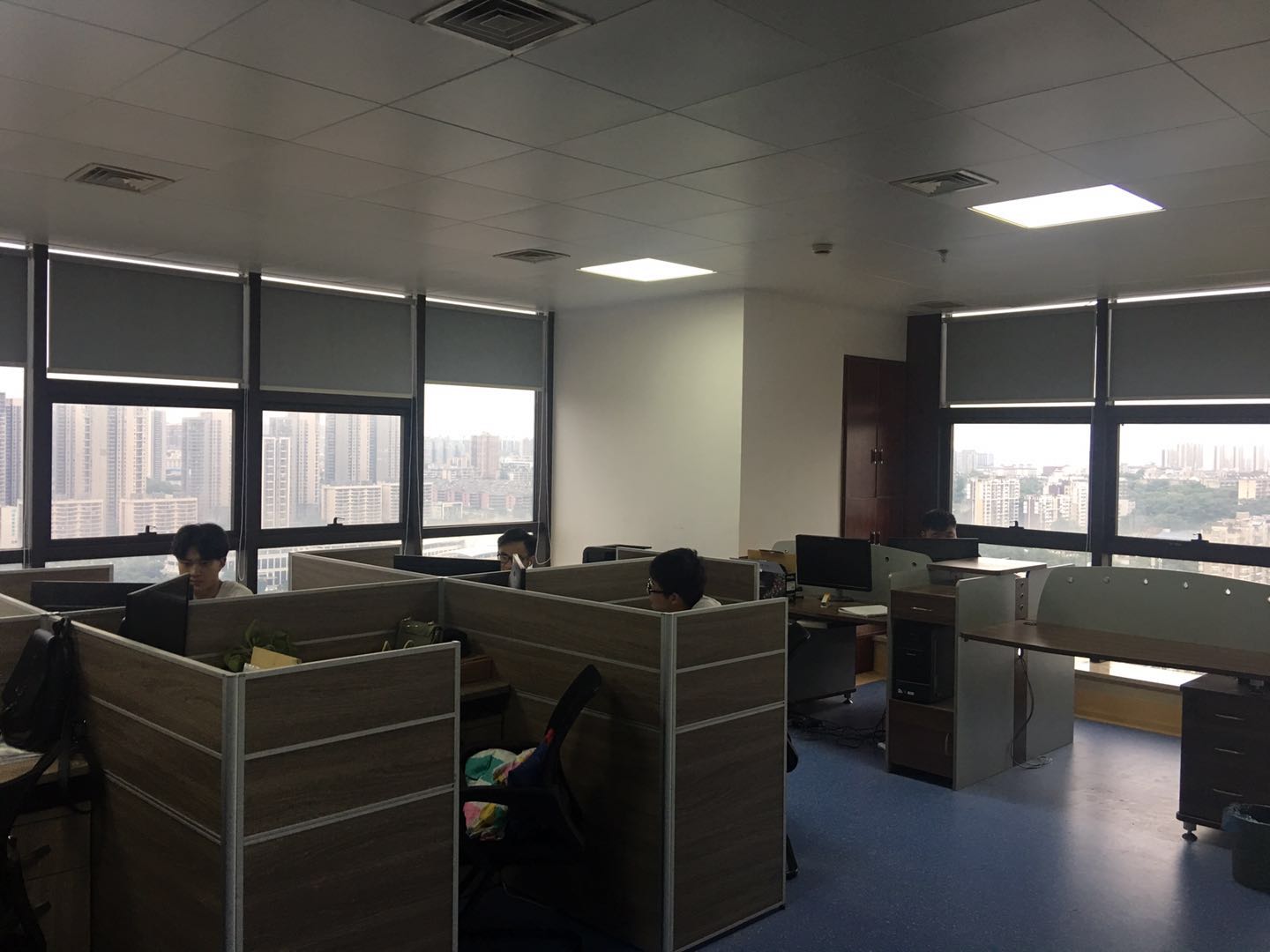 第一事業(yè)部8 第一事業(yè)部8